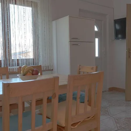 Mara Apartment *